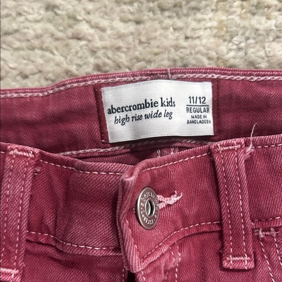 Abercrombie Kids High Rise Wide Leg Red Jeans - Picture 2 of 5